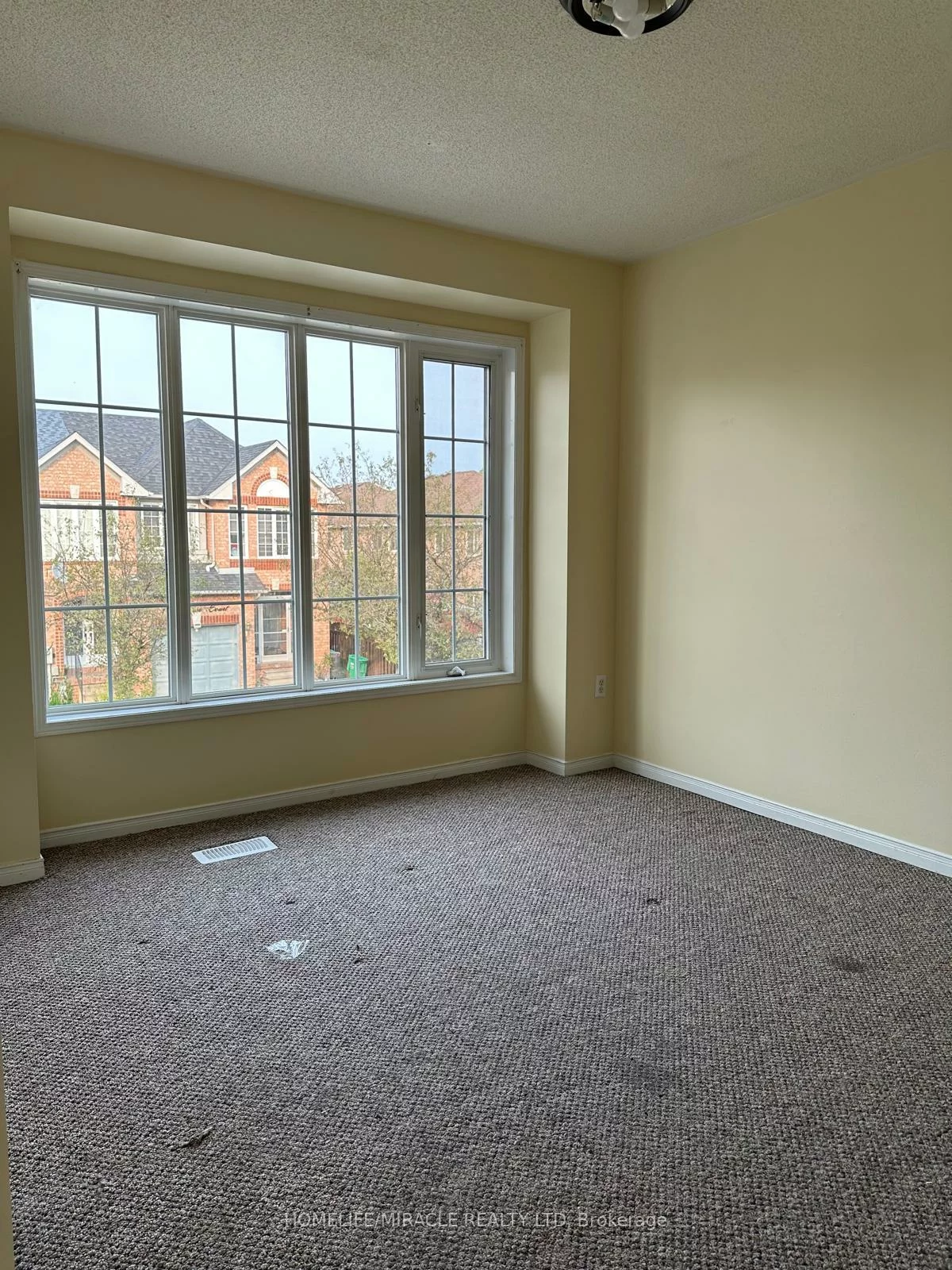 6, Sinclair, Brampton West, Brampton