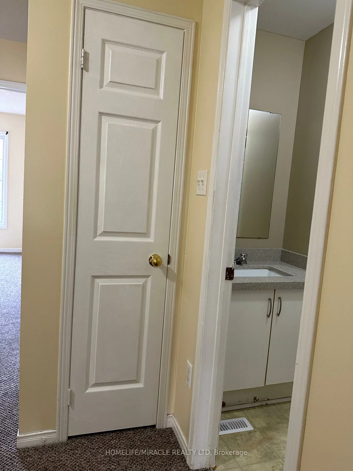 6, Sinclair, Brampton West, Brampton