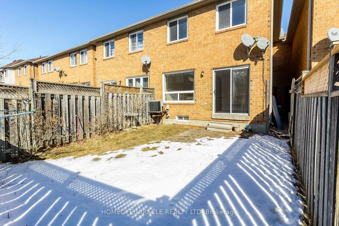 6, Sinclair, Brampton West, Brampton