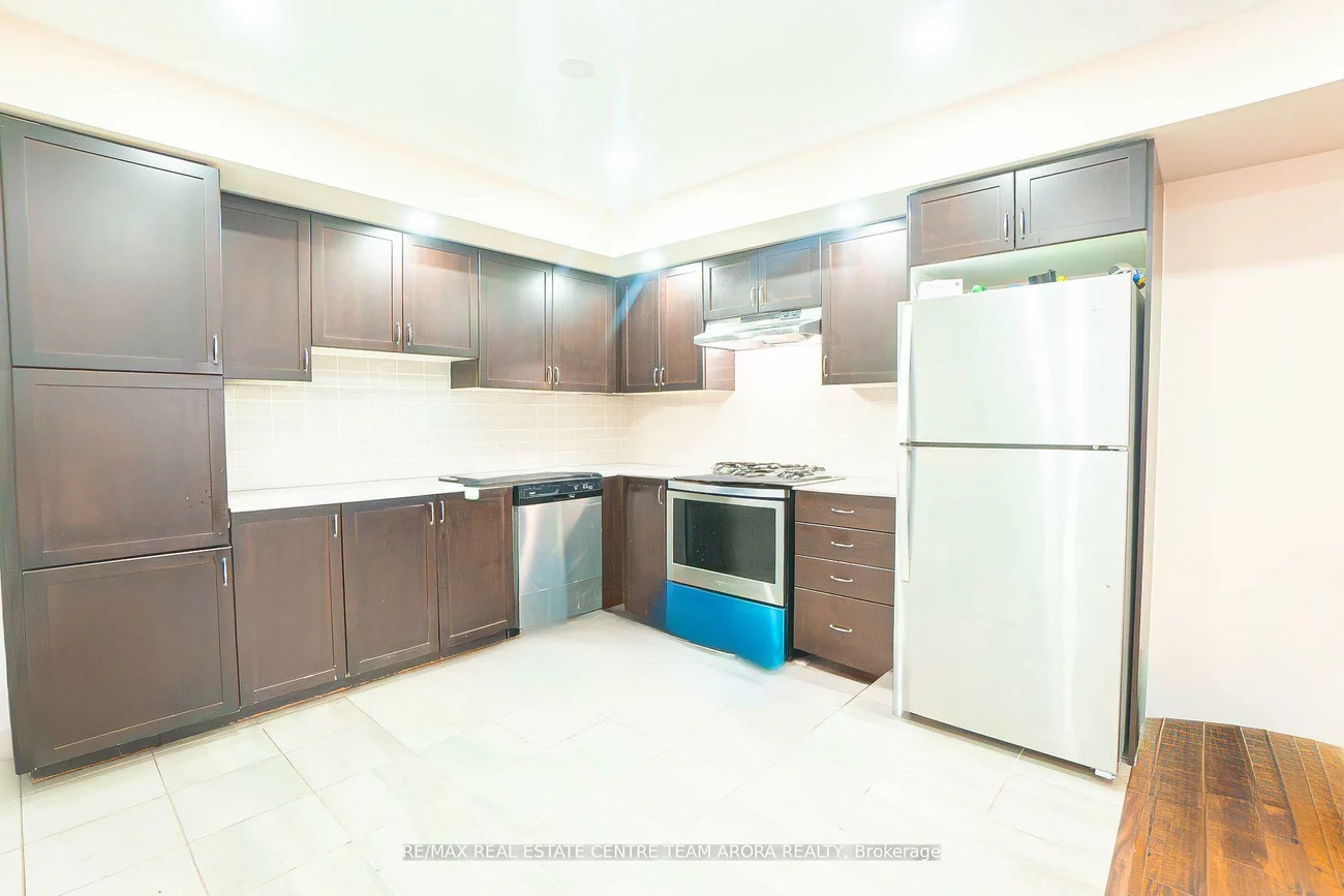 250, Sunny Meadow, Sandringham-Wellington, Brampton