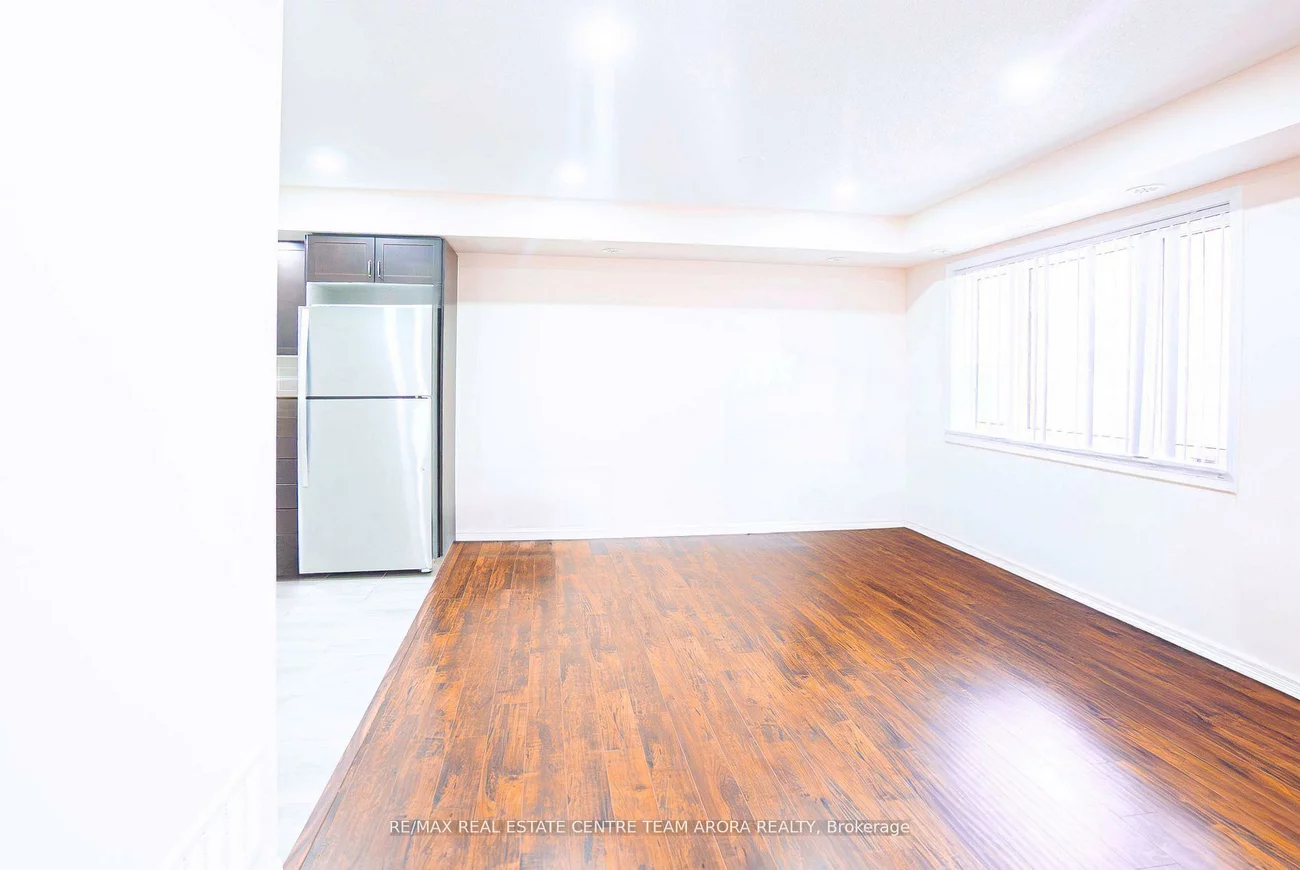 250, Sunny Meadow, Sandringham-Wellington, Brampton