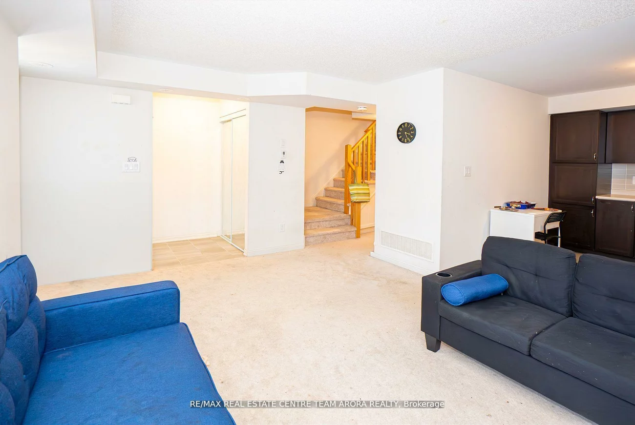 250, Sunny Meadow, Sandringham-Wellington, Brampton