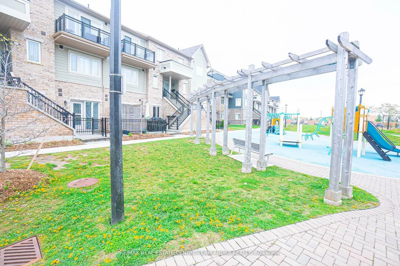 250, Sunny Meadow, Sandringham-Wellington, Brampton