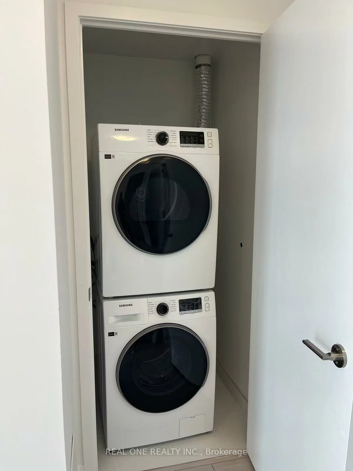 260, Malta, Fletcher's Creek South, Brampton