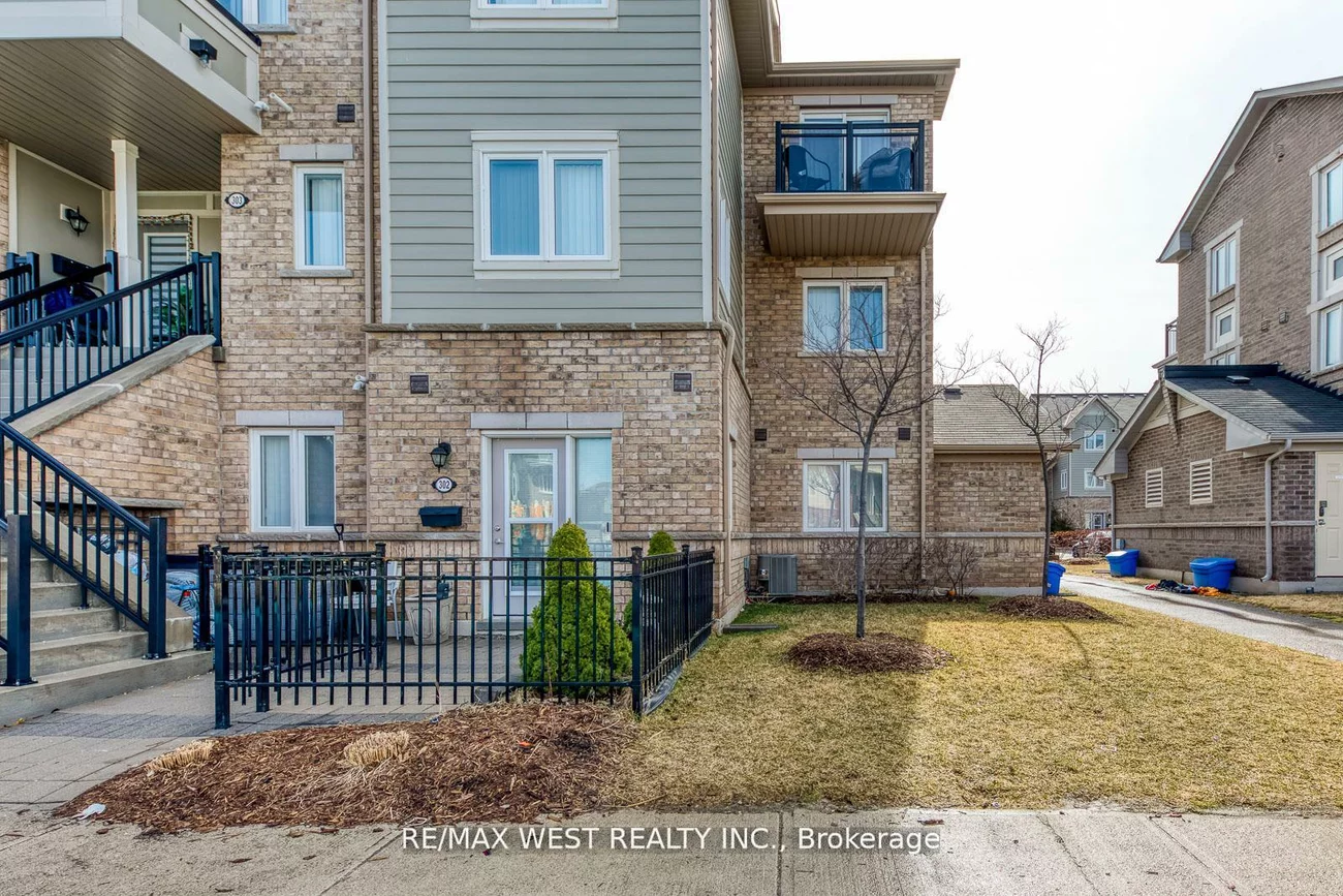 250, Sunny Meadow, Sandringham-Wellington, Brampton