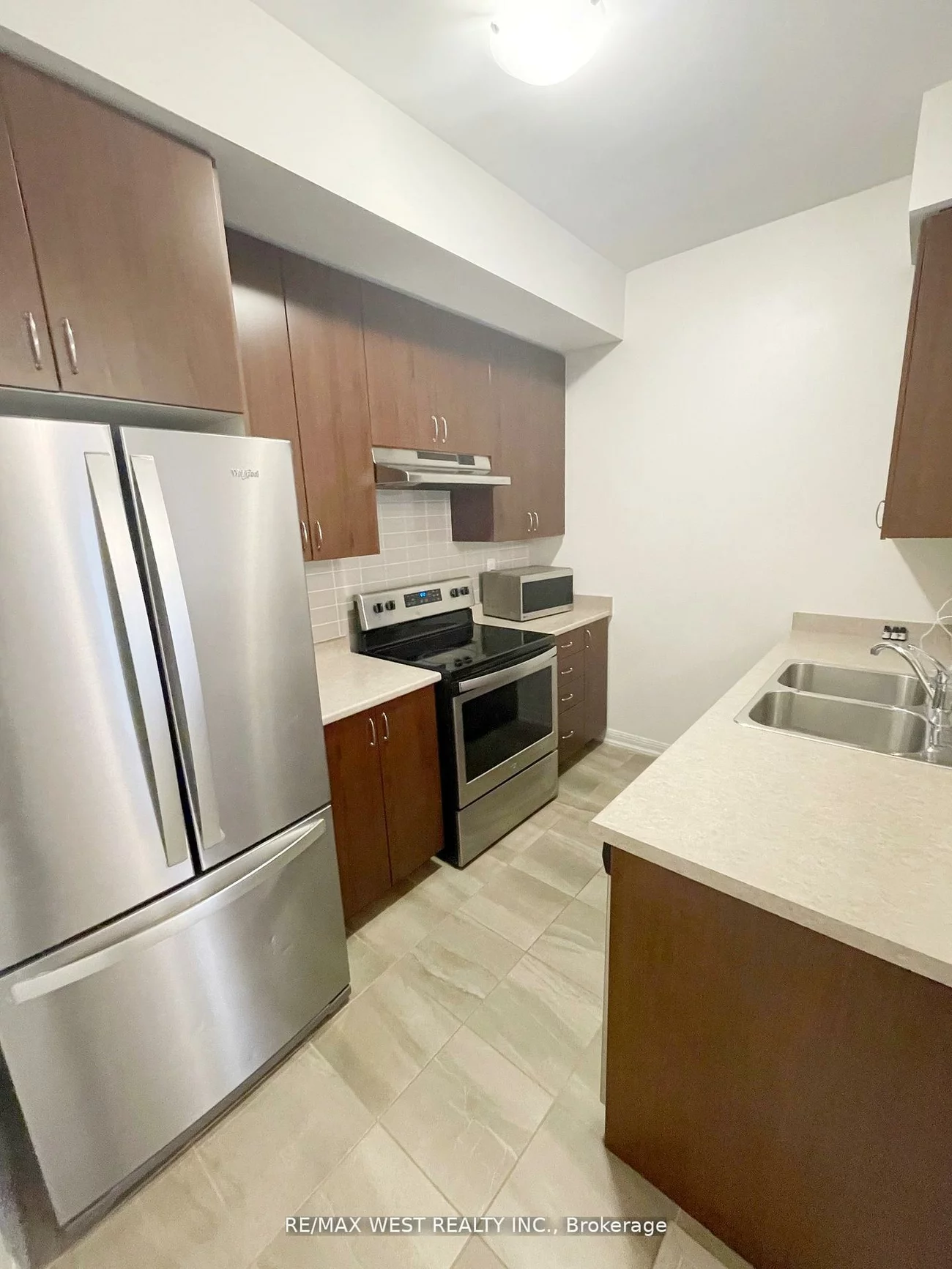 250, Sunny Meadow, Sandringham-Wellington, Brampton