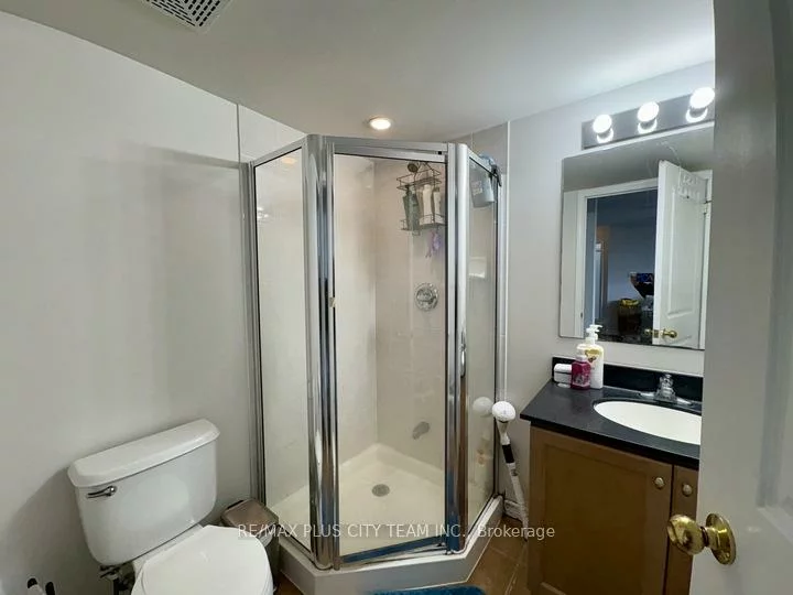 9, George, Downtown Brampton, Brampton
