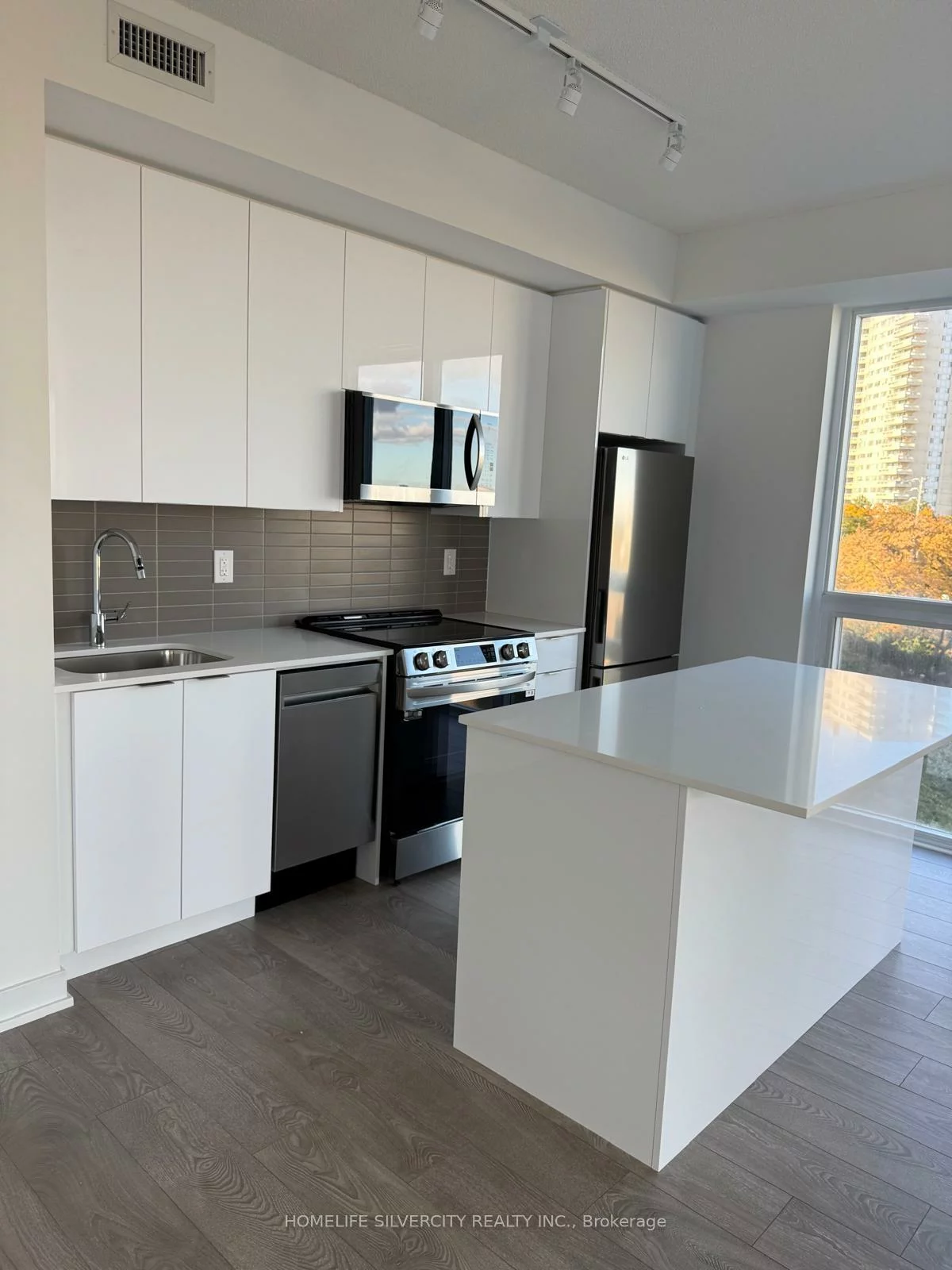 225, Malta, Fletcher's Creek South, Brampton