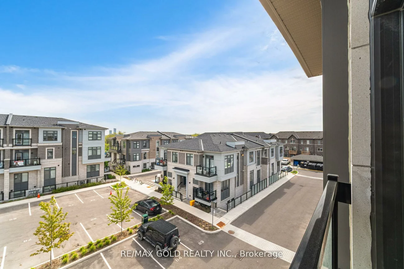 10, Halliford, Bram East, Brampton
