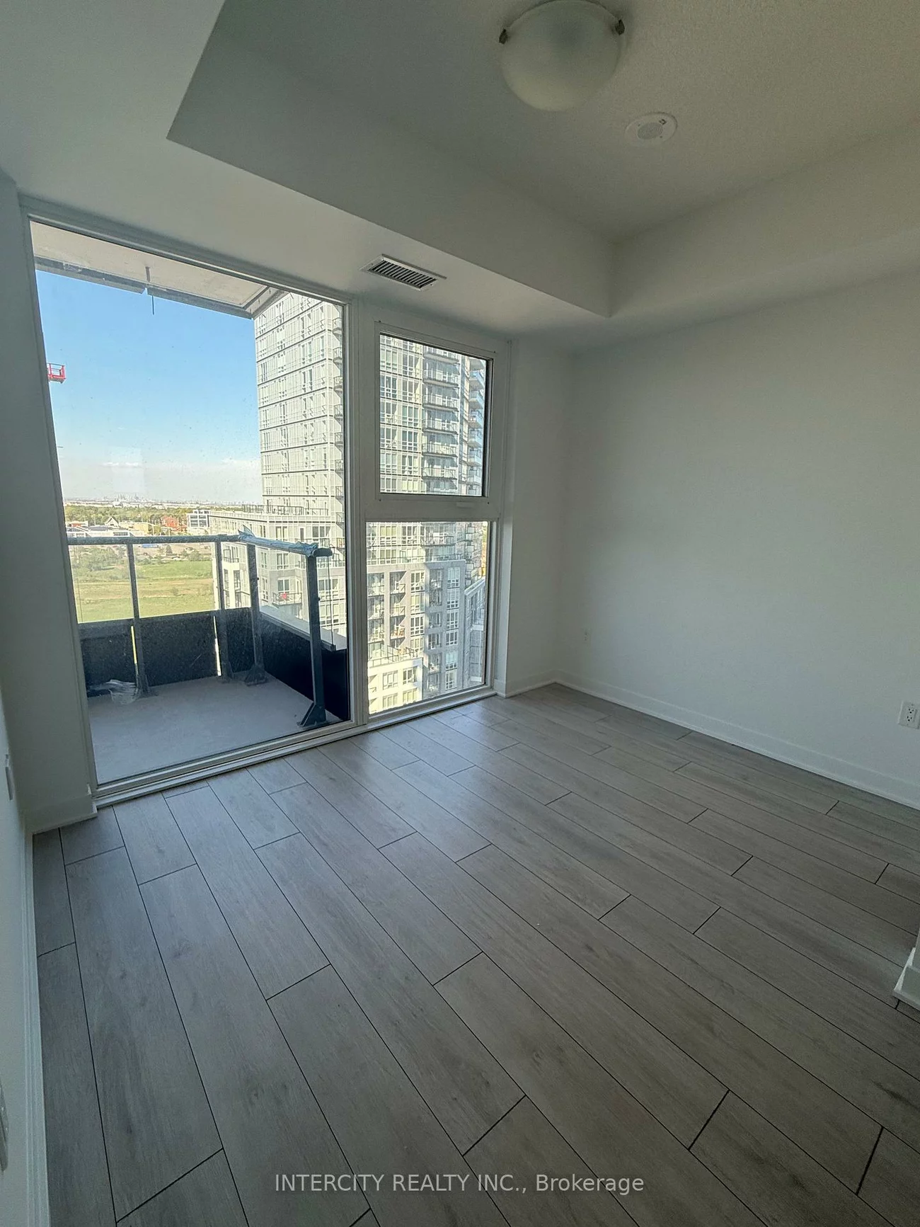 260, Malta, Fletcher's Creek South, Brampton