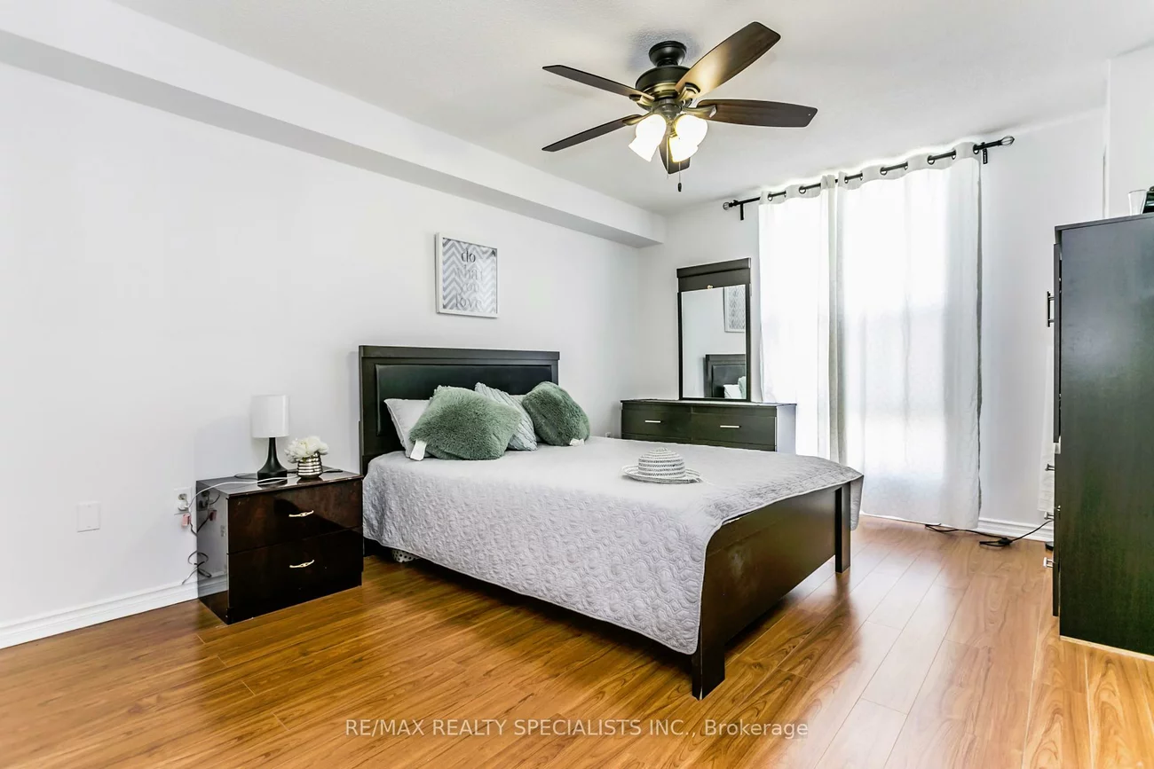 21, Knightsbridge, Queen Street Corridor, Brampton