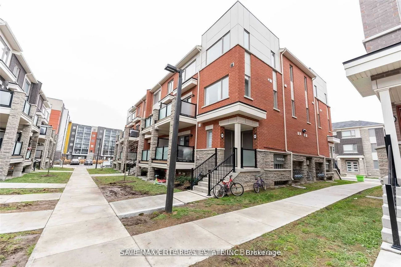 250, Lagerfeld, Northwest Brampton, Brampton