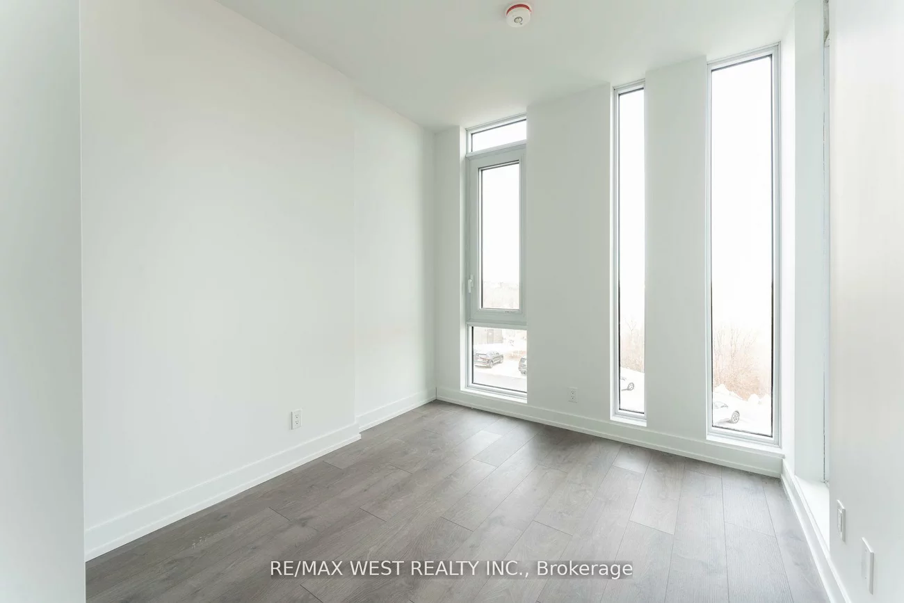 215, Veterans, Northwest Brampton, Brampton