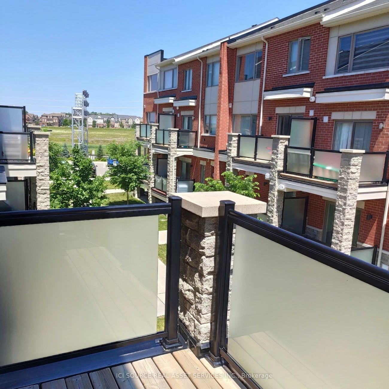 250, Lagerfeld, Northwest Brampton, Brampton