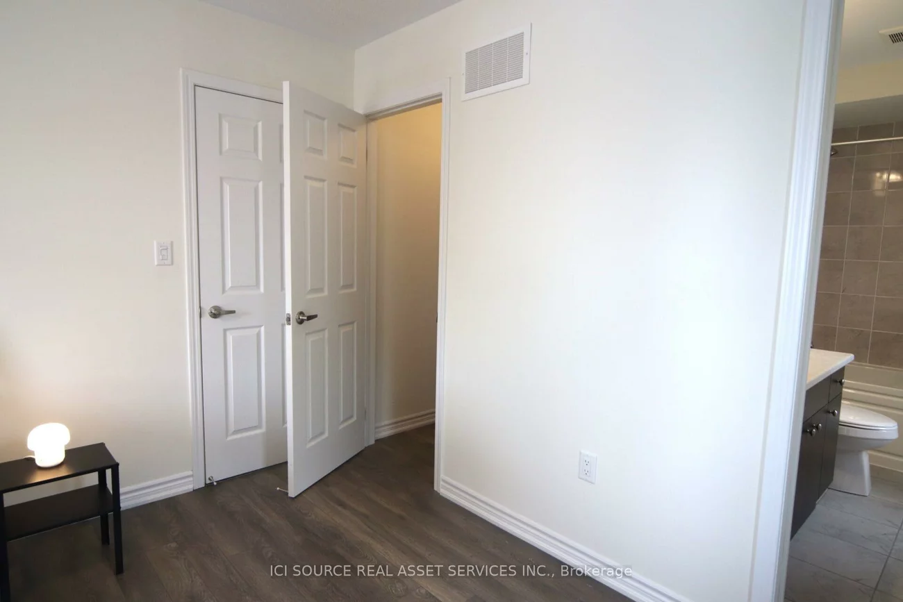 250, Lagerfeld, Northwest Brampton, Brampton