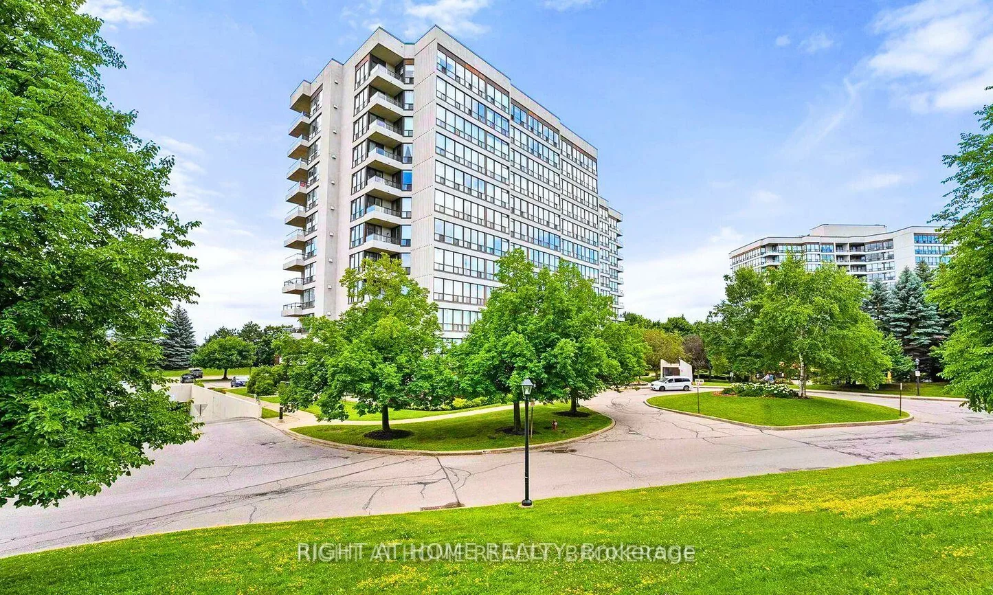 10, Laurelcrest, Queen Street Corridor, Brampton
