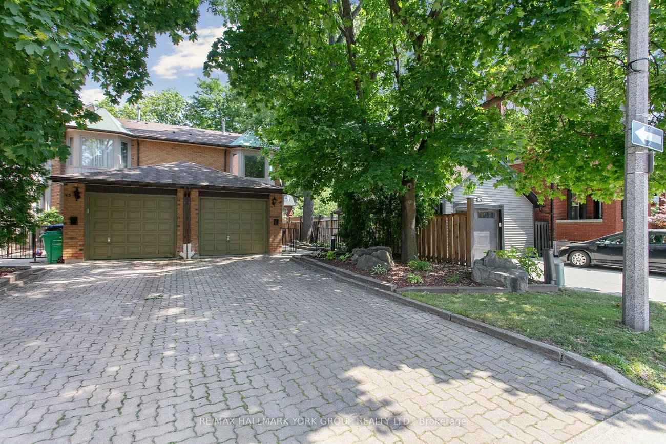 51, John, Downtown Brampton, Brampton
