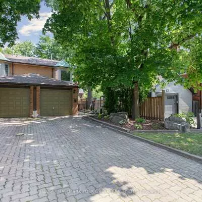 51, John, Downtown Brampton, Brampton