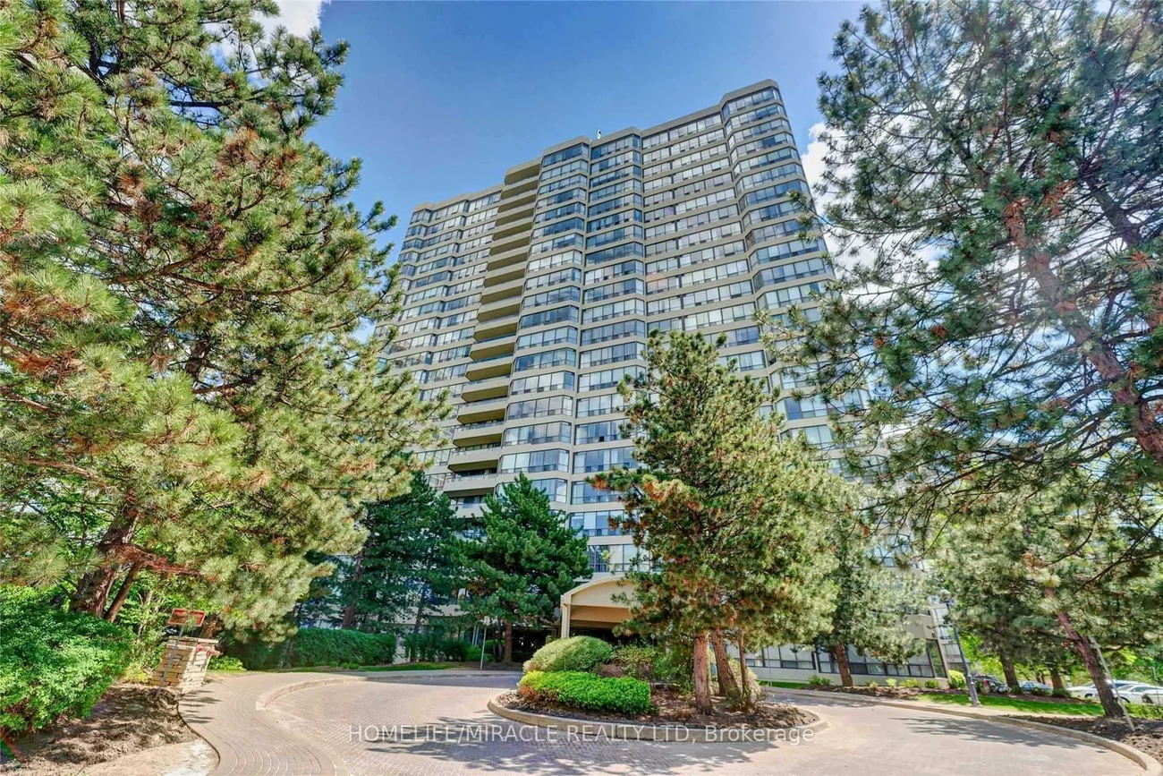 24, Hanover, Queen Street Corridor, Brampton