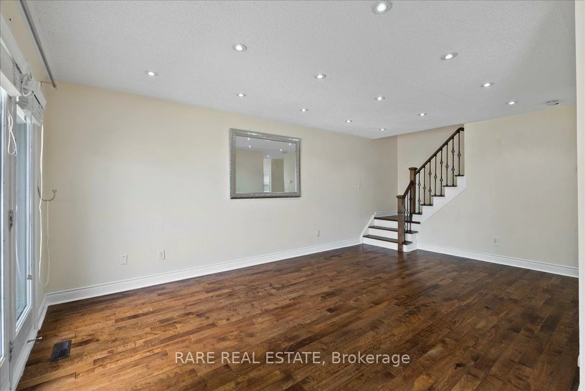 148, Town House, Brampton East, Brampton