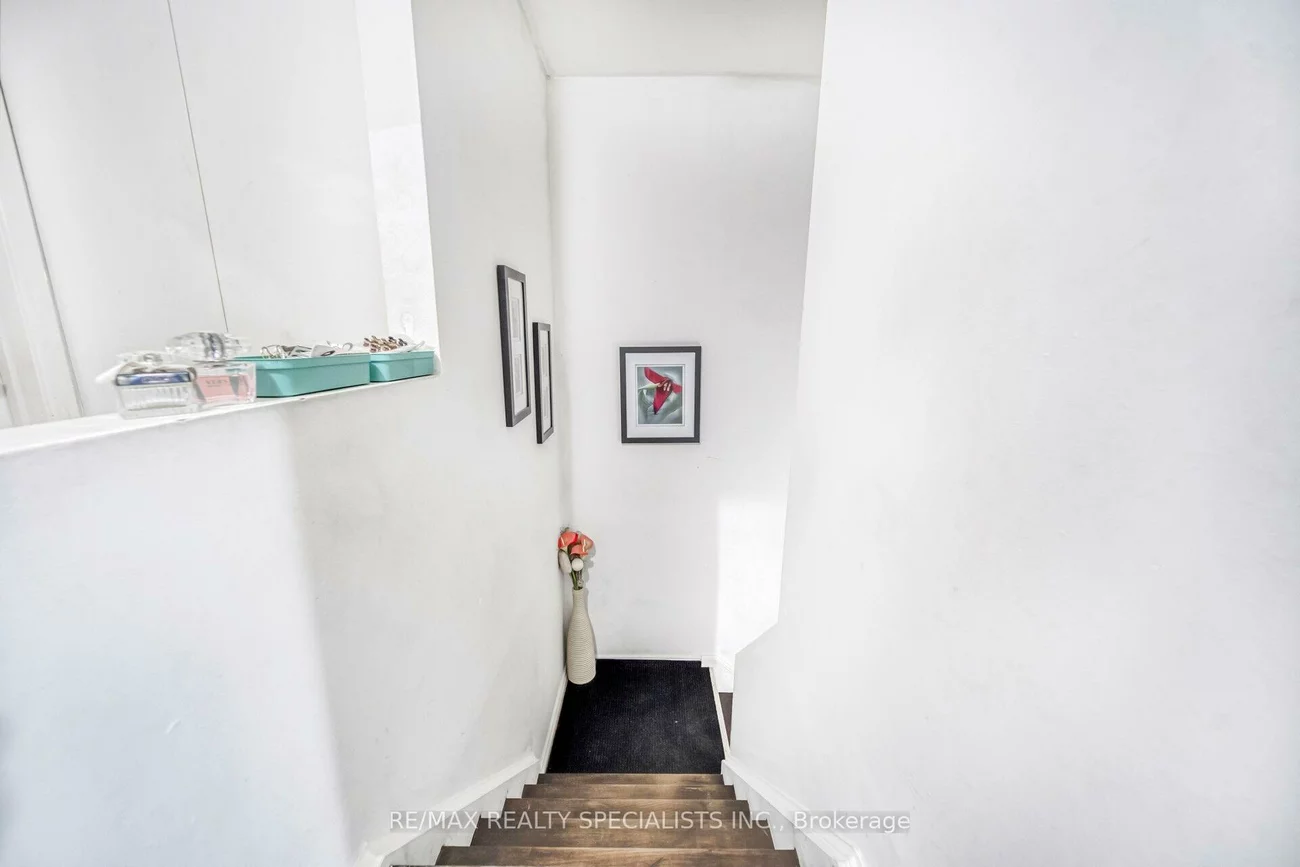 1, Craigleigh, Avondale, Brampton