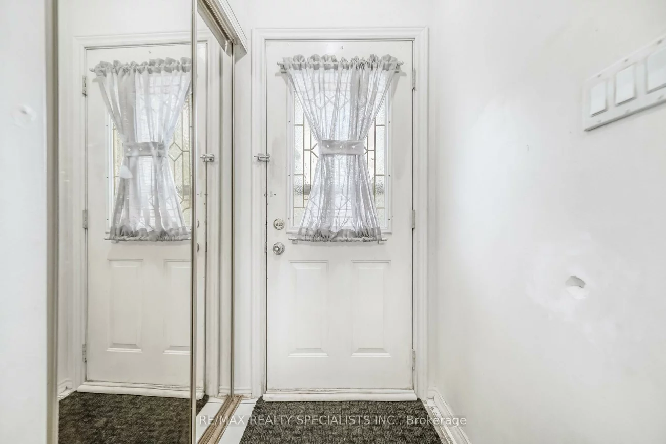 1, Craigleigh, Avondale, Brampton