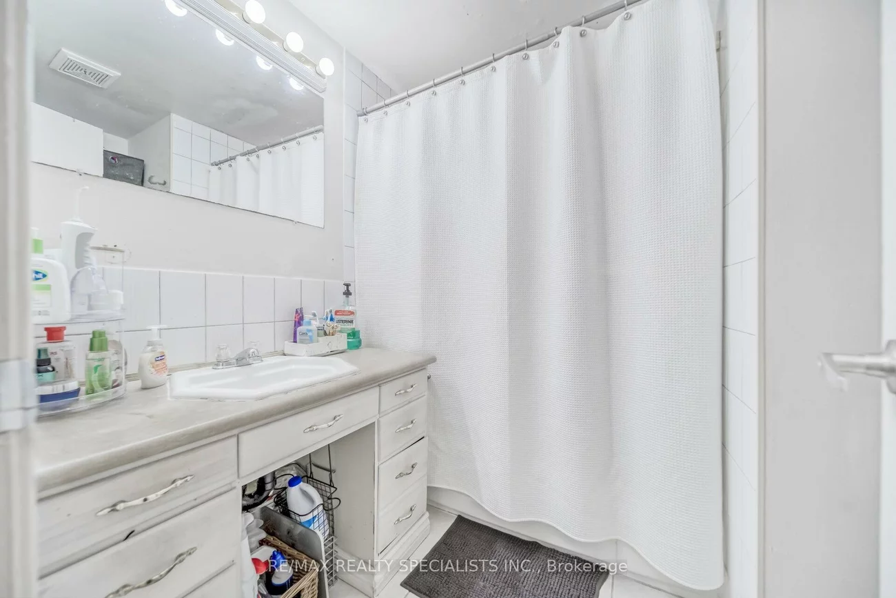 1, Craigleigh, Avondale, Brampton