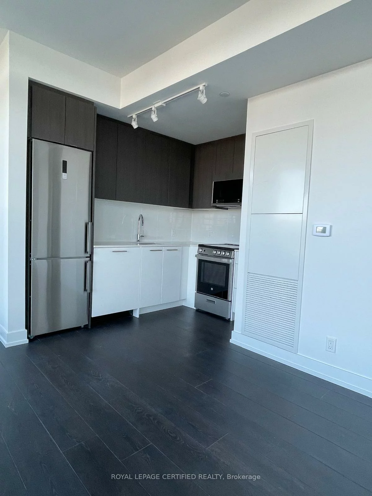 225, Veterans, Northwest Brampton, Brampton