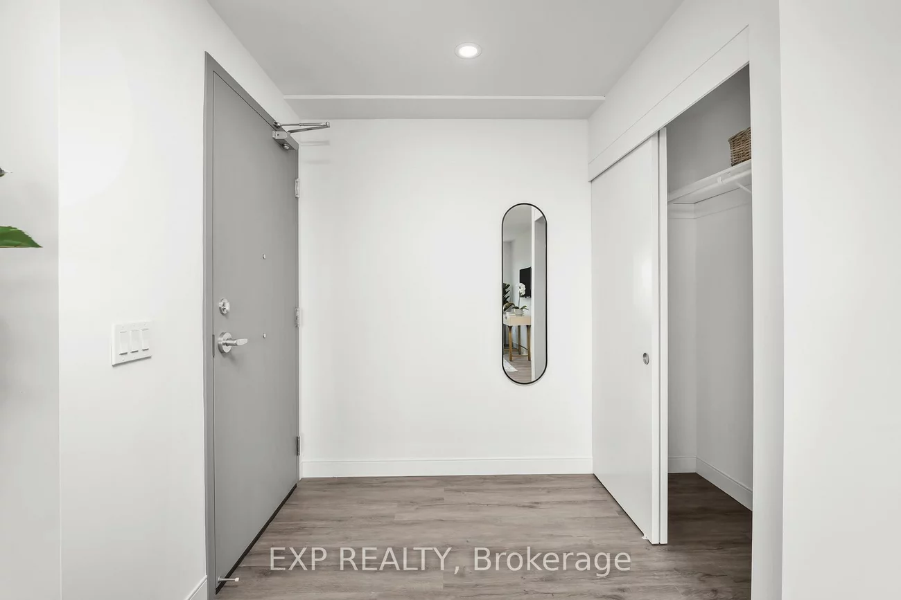 100, Manett, Brampton West, Brampton