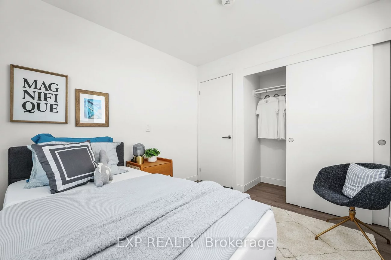 100, Manett, Brampton West, Brampton