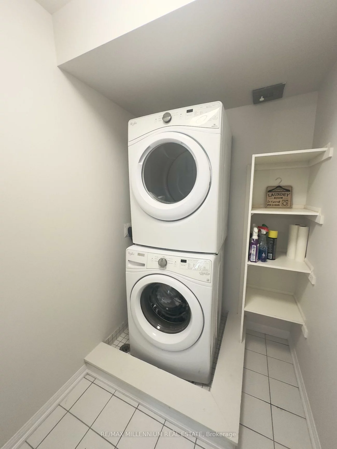 250, Sunny Meadow, Sandringham-Wellington, Brampton