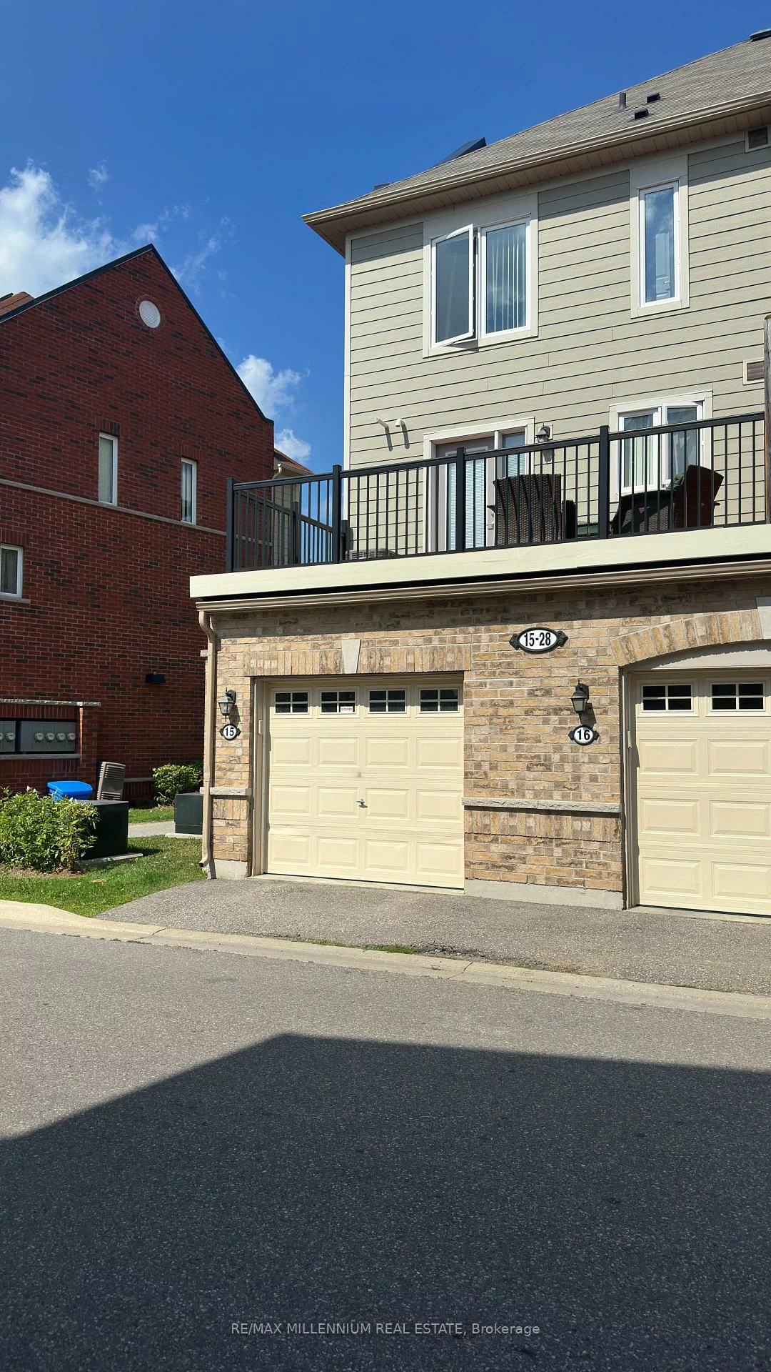 250, Sunny Meadow, Sandringham-Wellington, Brampton