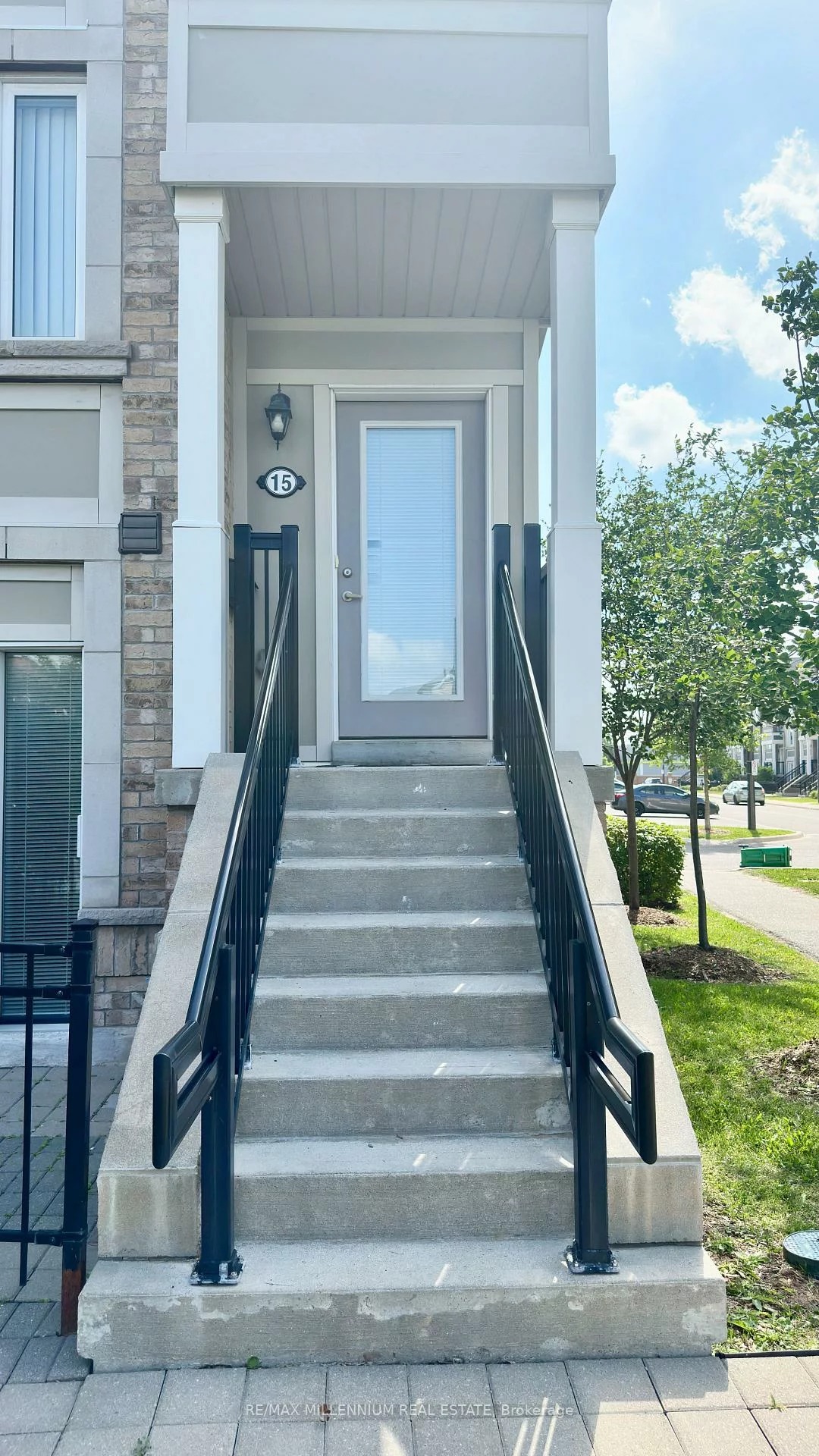 250, Sunny Meadow, Sandringham-Wellington, Brampton