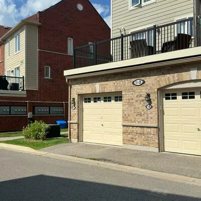 250, Sunny Meadow, Sandringham-Wellington, Brampton