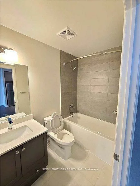 15, Lynch, Downtown Brampton, Brampton