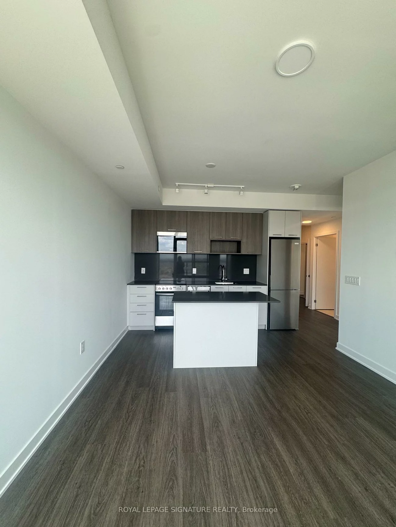 40, Lagerfeld, Northwest Brampton, Brampton