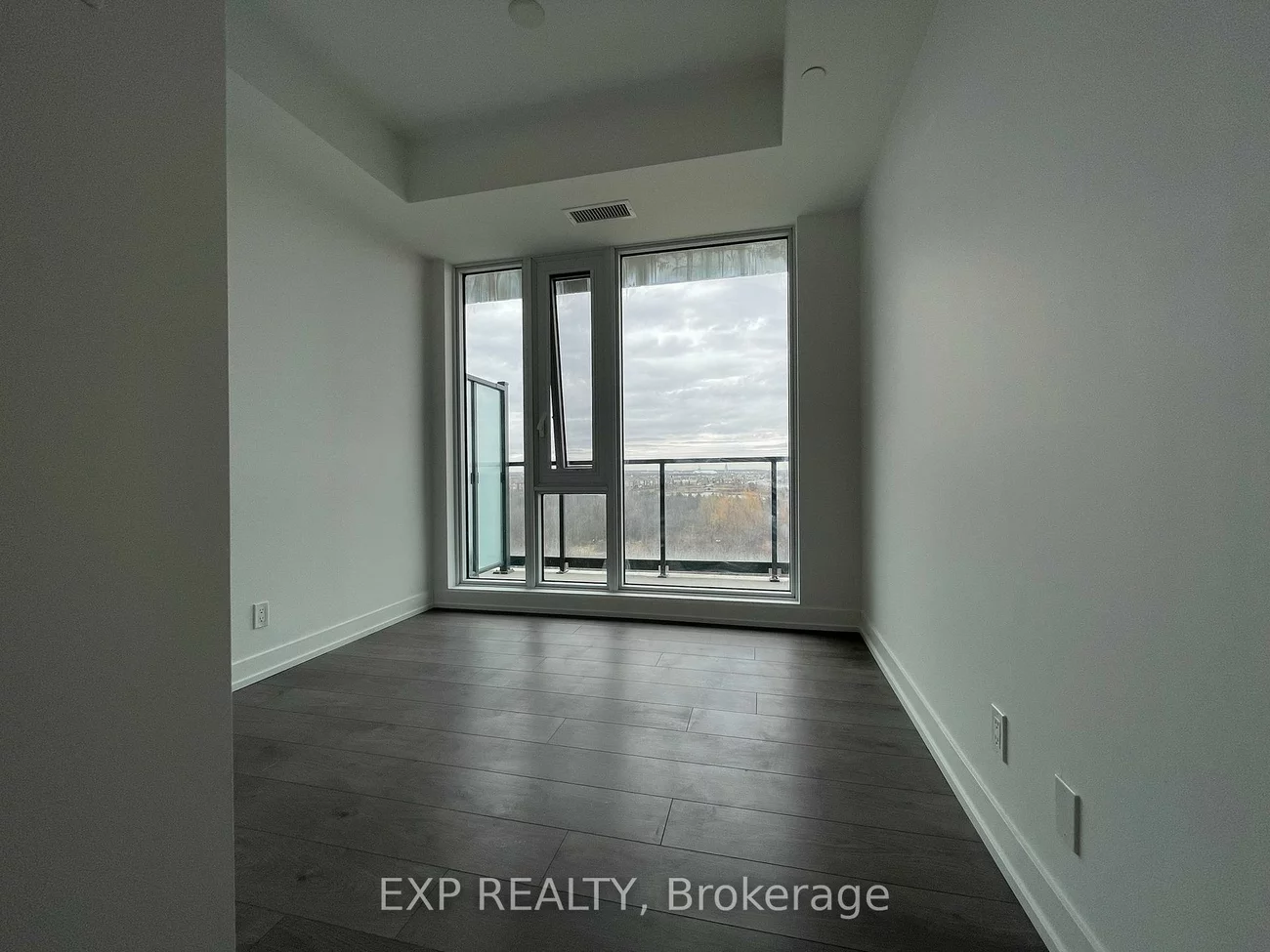 215, Veterans, Northwest Brampton, Brampton