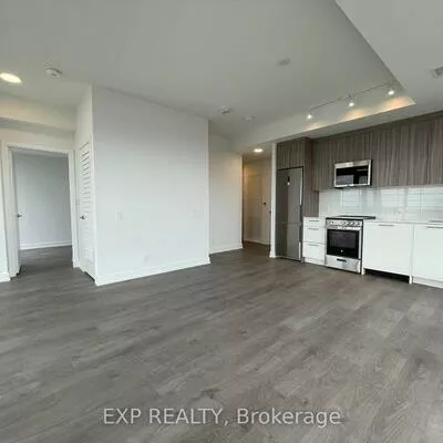 215, Veterans, Northwest Brampton, Brampton