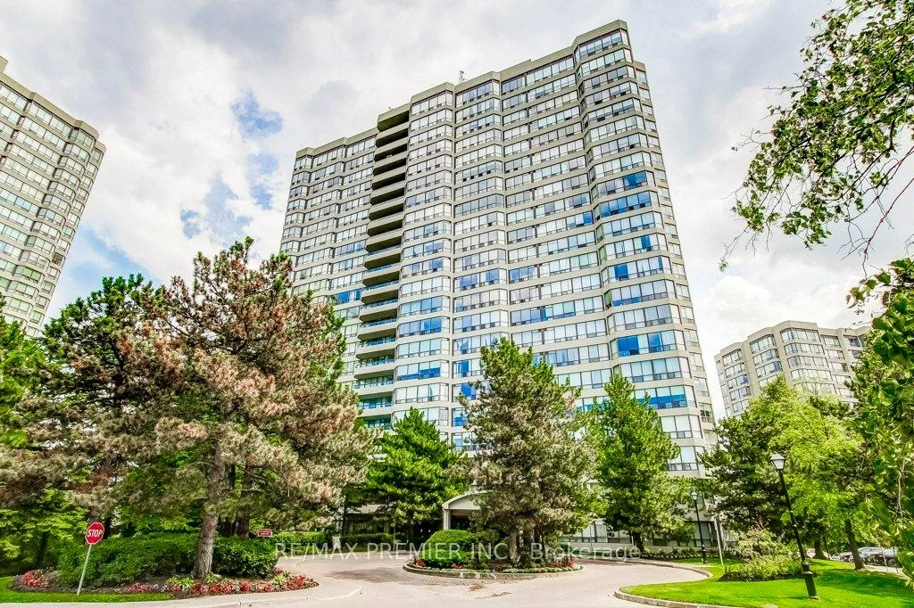 24, Hanover, Queen Street Corridor, Brampton
