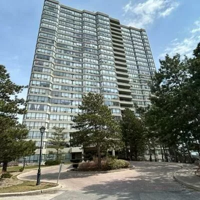22, Hanover, Queen Street Corridor, Brampton