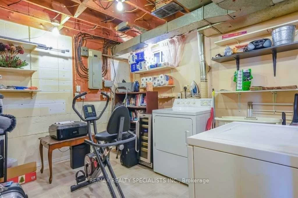 37, Carisbrooke, Central Park, Brampton