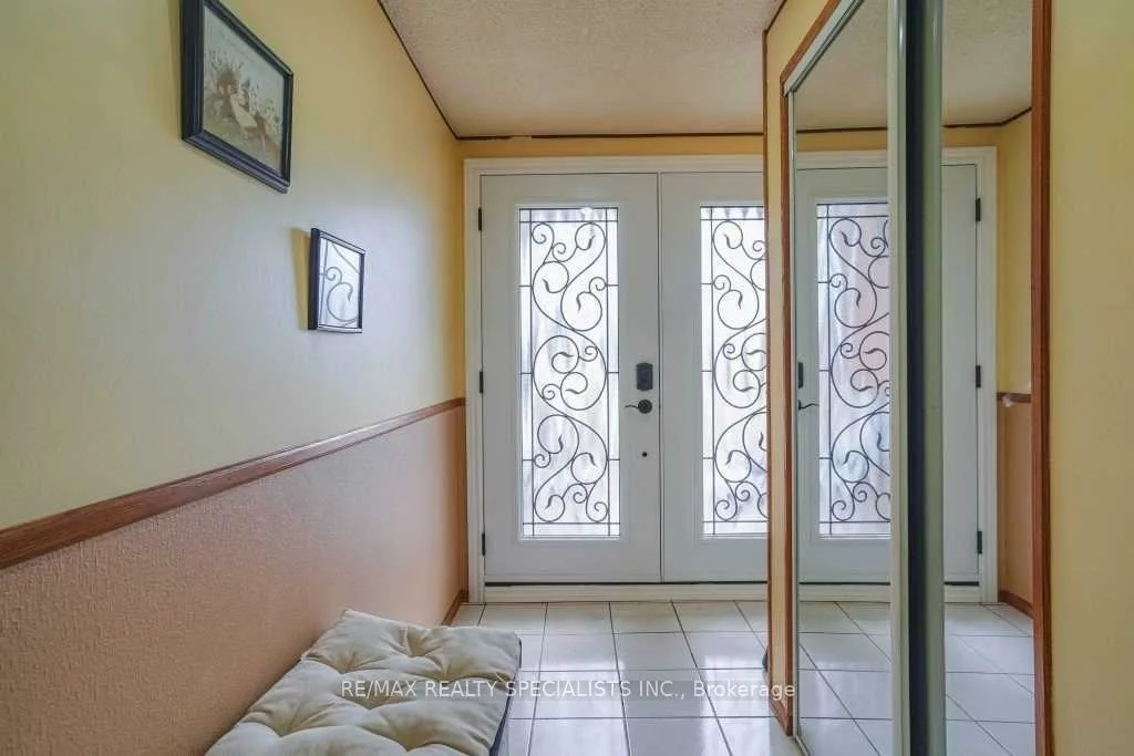 37, Carisbrooke, Central Park, Brampton