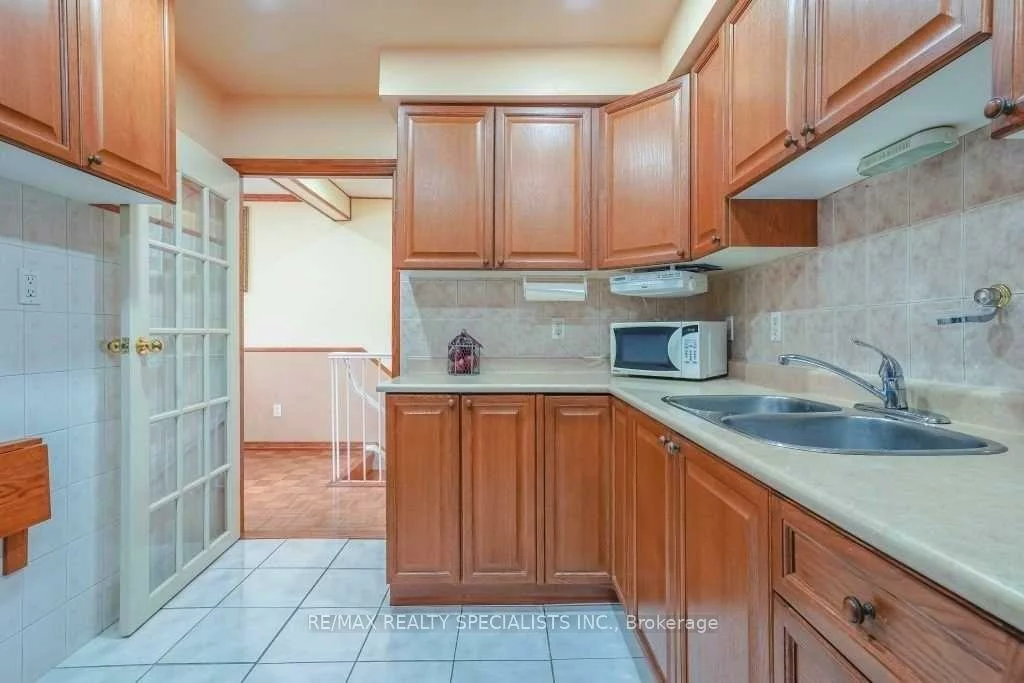 37, Carisbrooke, Central Park, Brampton