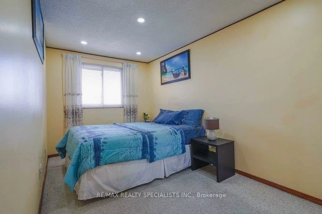 37, Carisbrooke, Central Park, Brampton