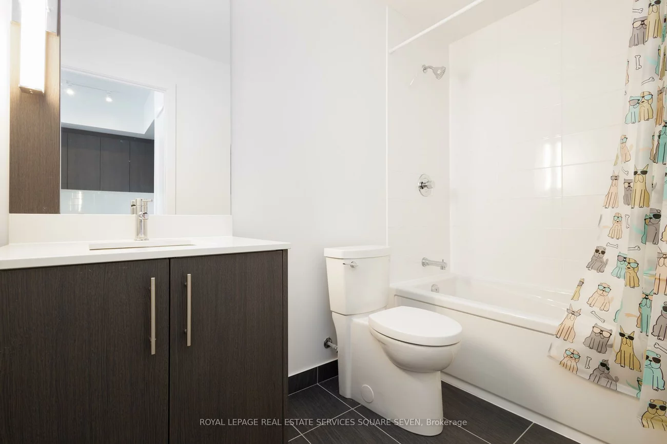 215, Veterans, Northwest Brampton, Brampton