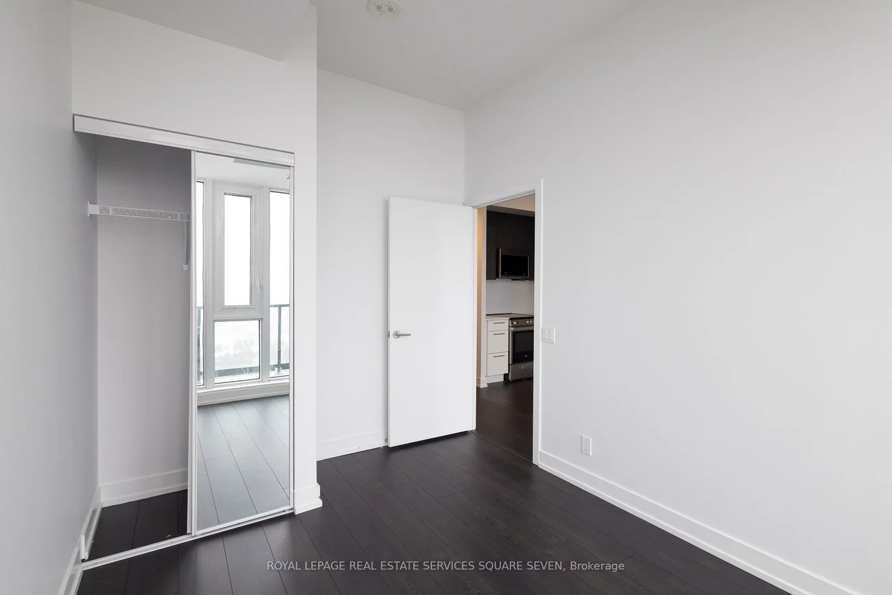 215, Veterans, Northwest Brampton, Brampton