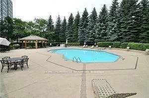 12, Laurelcrest, Queen Street Corridor, Brampton