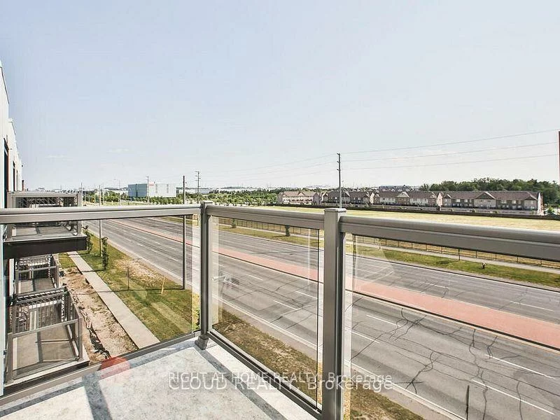 58, SKY HARBOUR, Bram West, Brampton