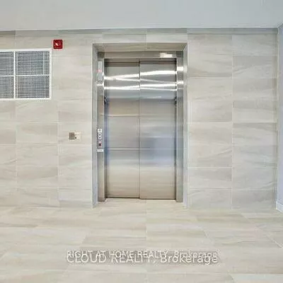 58, SKY HARBOUR, Bram West, Brampton