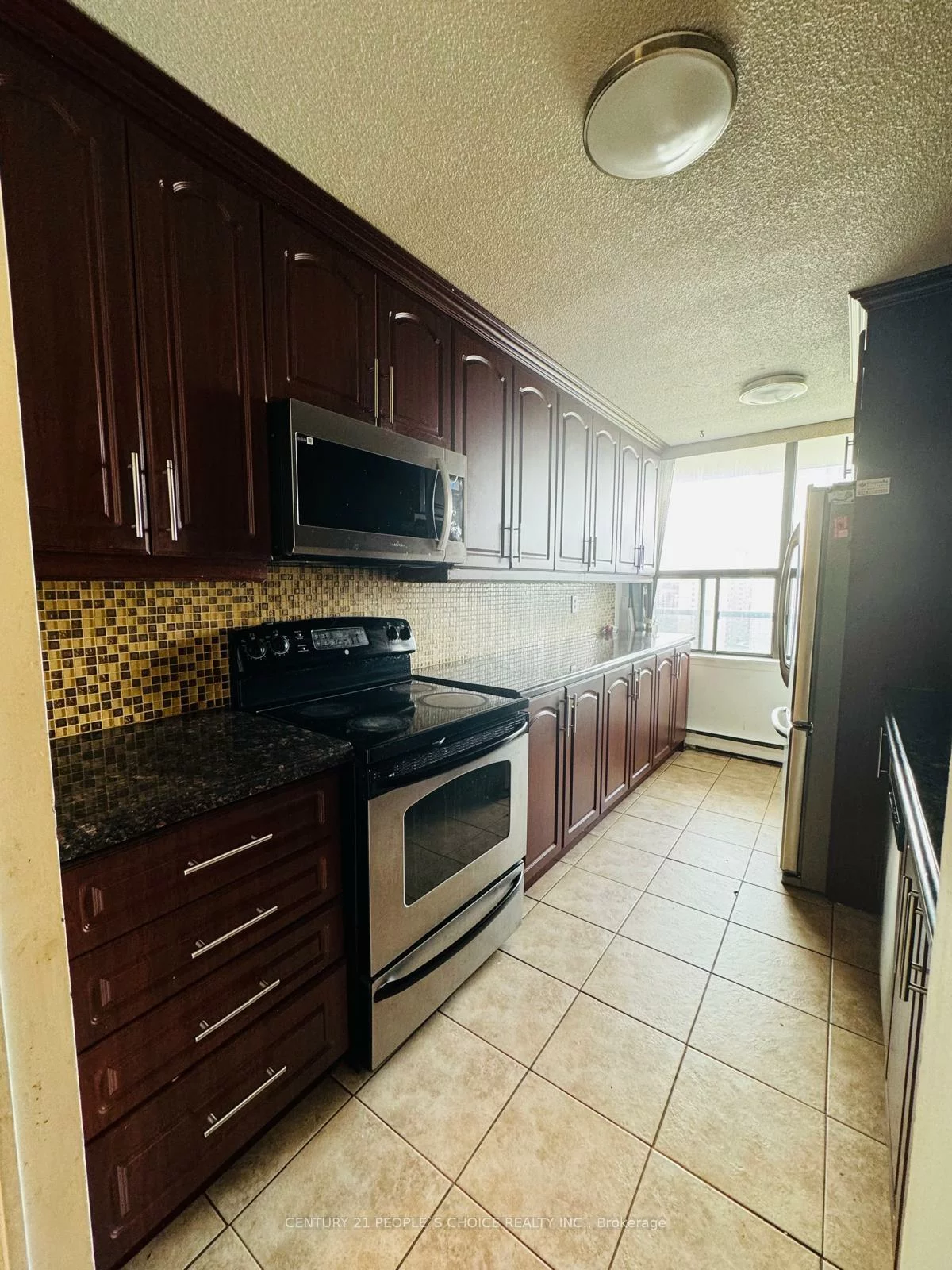 21, Knightsbridge, Queen Street Corridor, Brampton